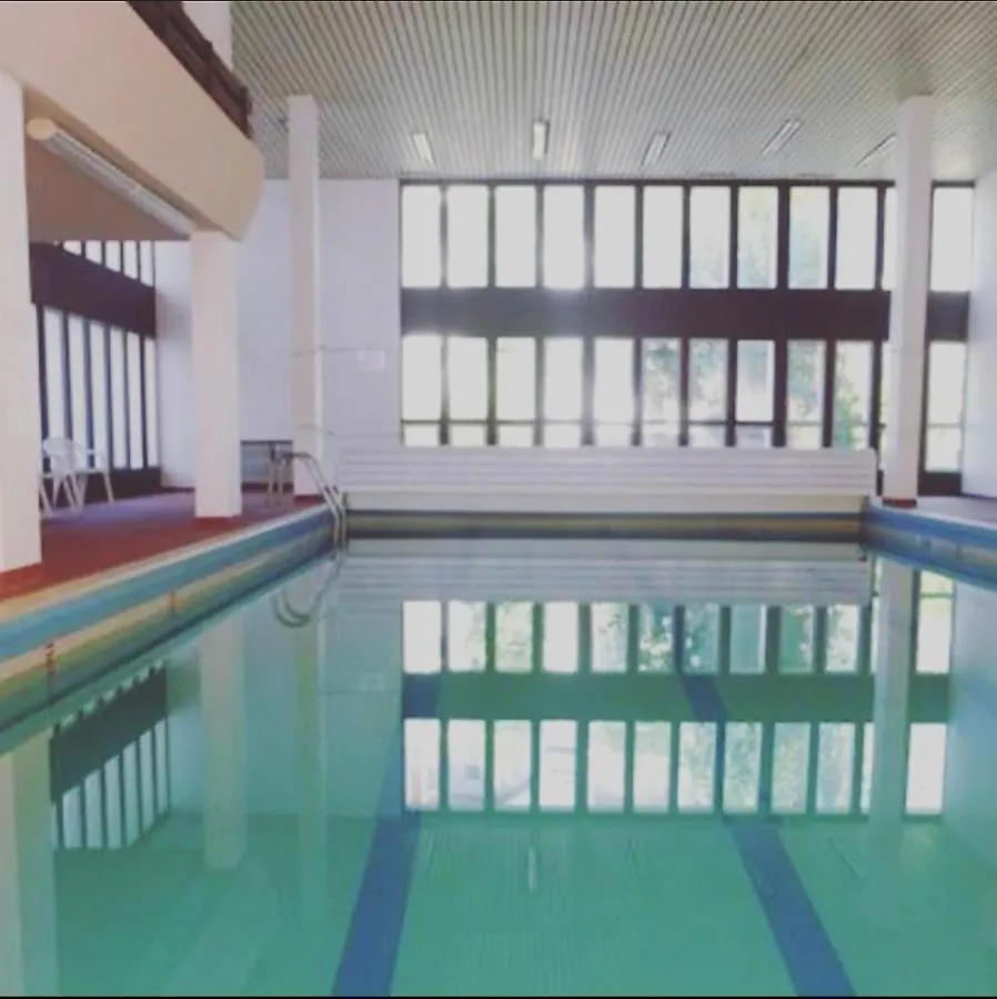 Appartement 58 M2 Avec Piscine Interieure Vue Montagne Centre Village , Parking Prive サン・ラリー・スラン 0*,  フランス