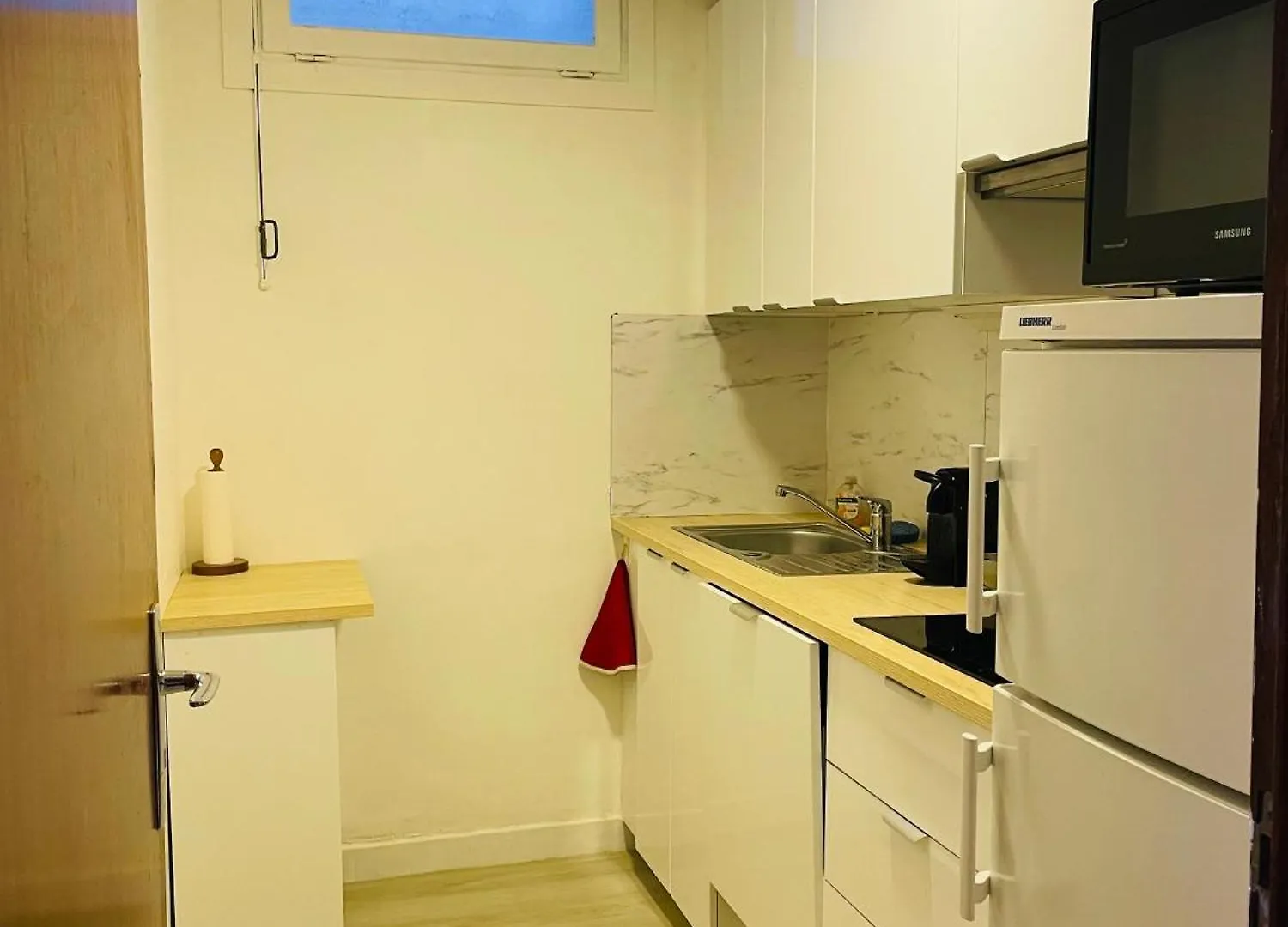 アパート Appartement 58 M2 Avec Piscine Interieure Vue Montagne Centre Village , Parking Prive サン・ラリー・スラン